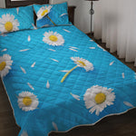 White Daisy Flower Print Quilt Bed Set