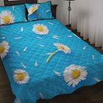 White Daisy Flower Print Quilt Bed Set