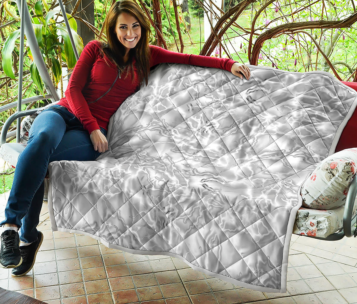 White Electric Lightning Print Quilt