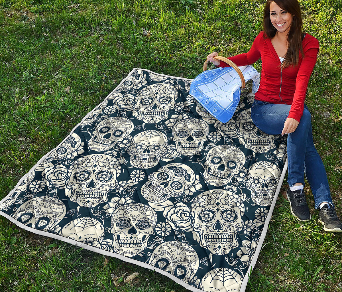 White Floral Sugar Skull Pattern Print Quilt