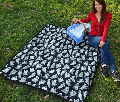 White Ghost Pattern Print Quilt