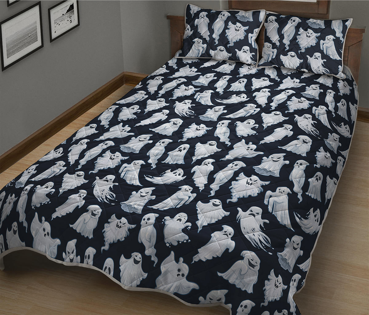 White Ghost Pattern Print Quilt Bed Set