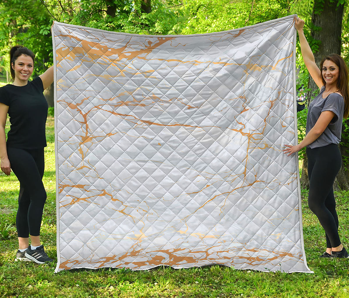 White Gold Scratch Marble Print Quilt