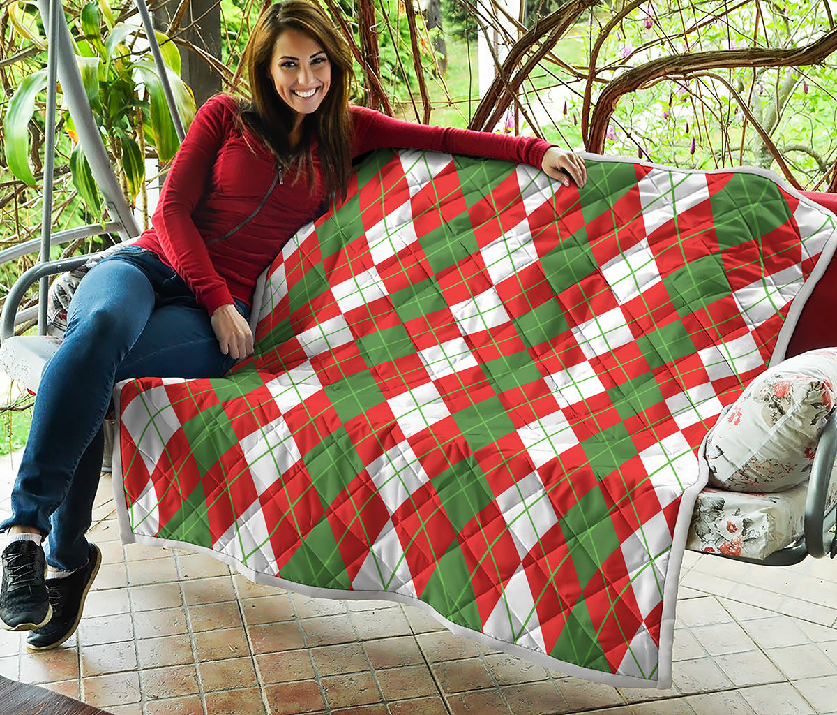 White Green And Red Argyle Pattern Print Quilt