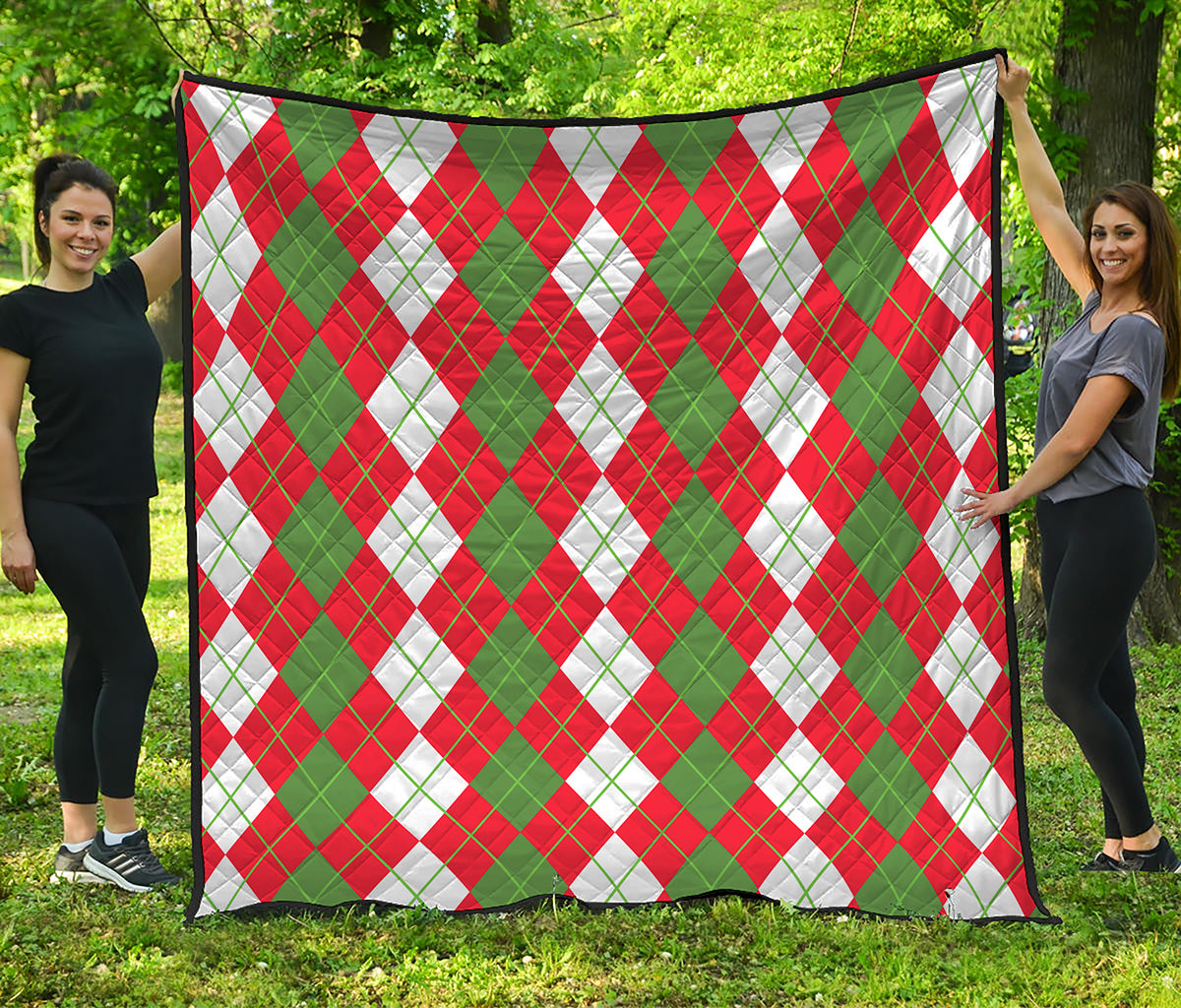 White Green And Red Argyle Pattern Print Quilt