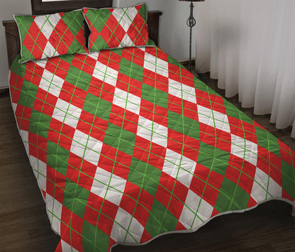 White Green And Red Argyle Pattern Print Quilt Bed Set