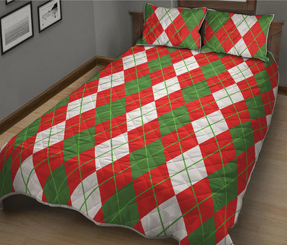 White Green And Red Argyle Pattern Print Quilt Bed Set