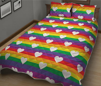 White Heart On LGBT Pride Striped Print Quilt Bed Set