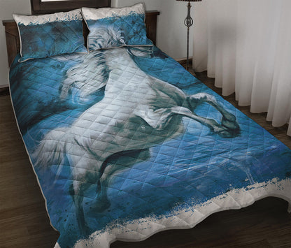 White Horse Painting Print Quilt Bed Set
