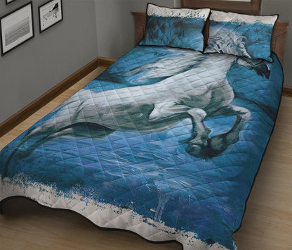 White Horse Painting Print Quilt Bed Set