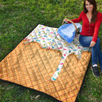 White Ice Cream Melted Print Quilt