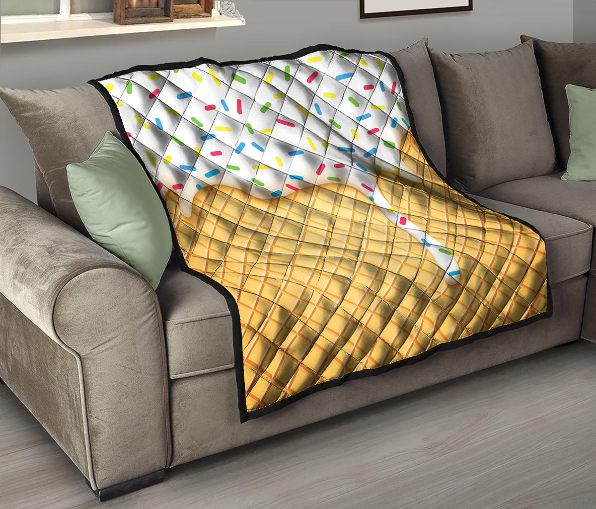 White Ice Cream Melted Print Quilt