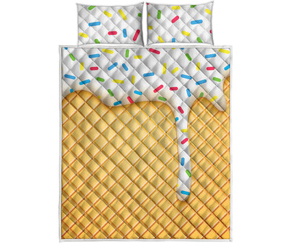 White Ice Cream Melted Print Quilt Bed Set