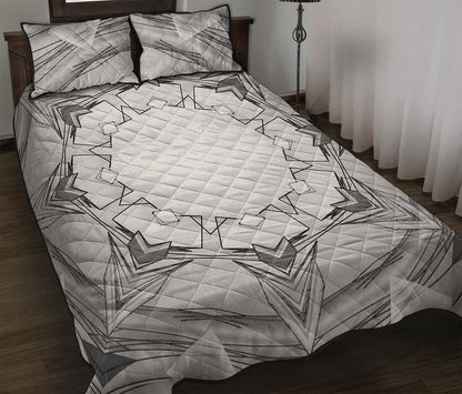 White Kaleidoscope Print Quilt Bed Set