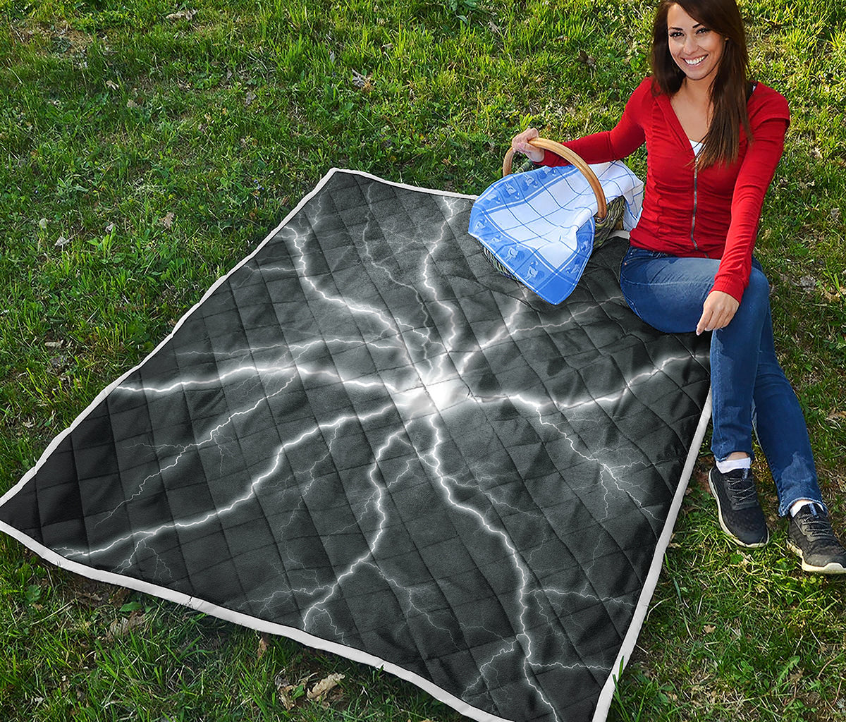 White Lightning Print Quilt