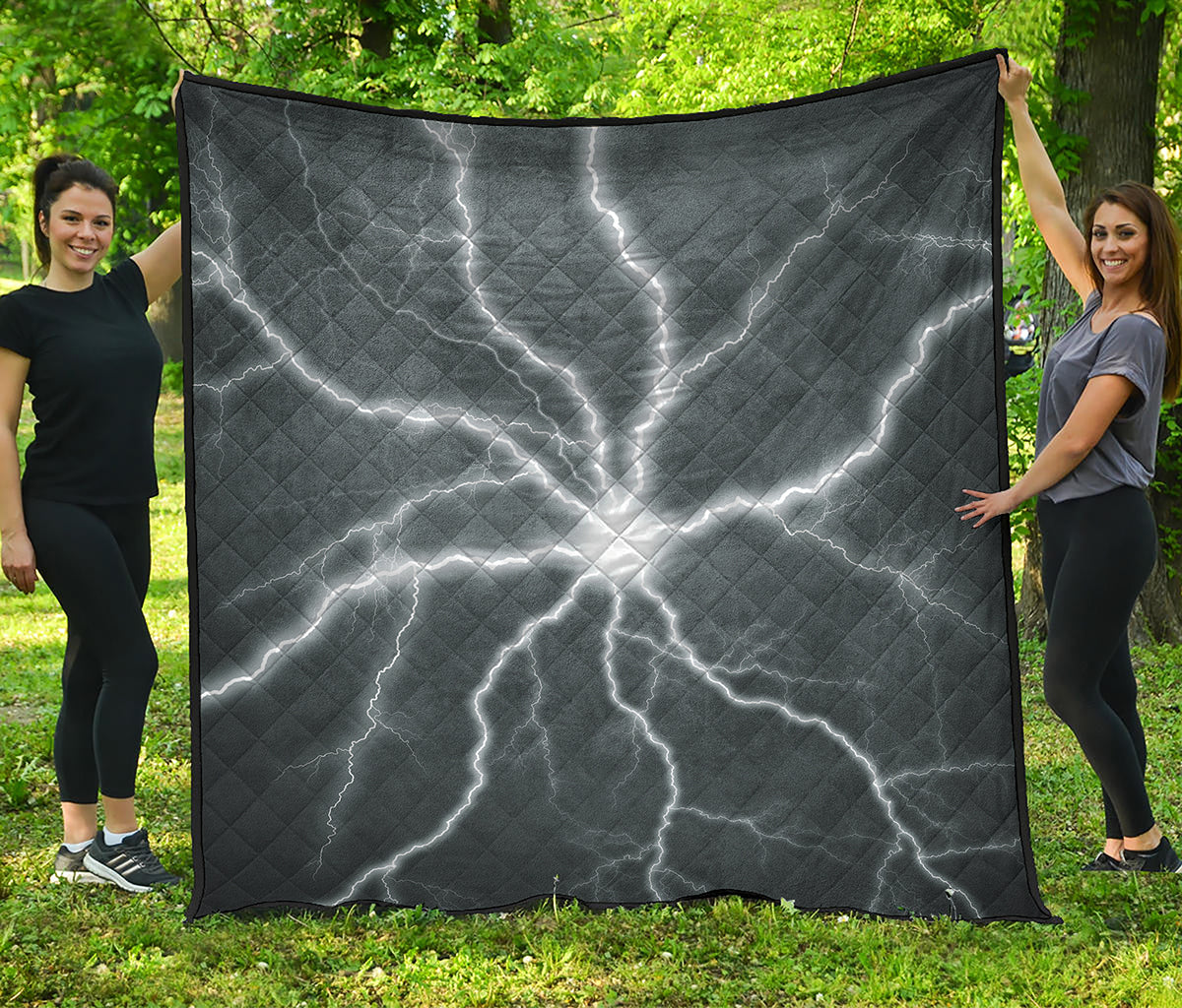 White Lightning Print Quilt