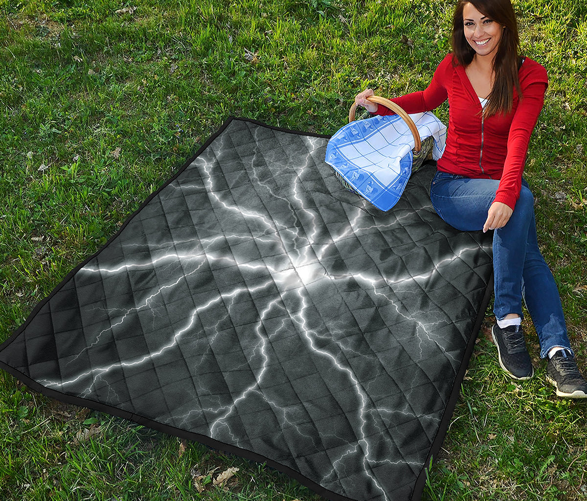 White Lightning Print Quilt