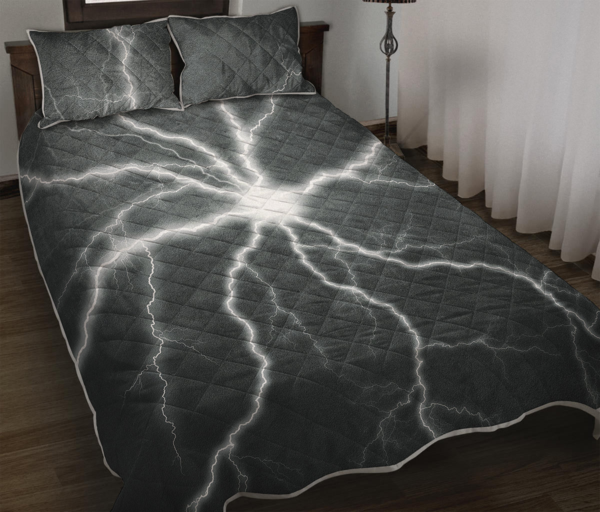 White Lightning Print Quilt Bed Set