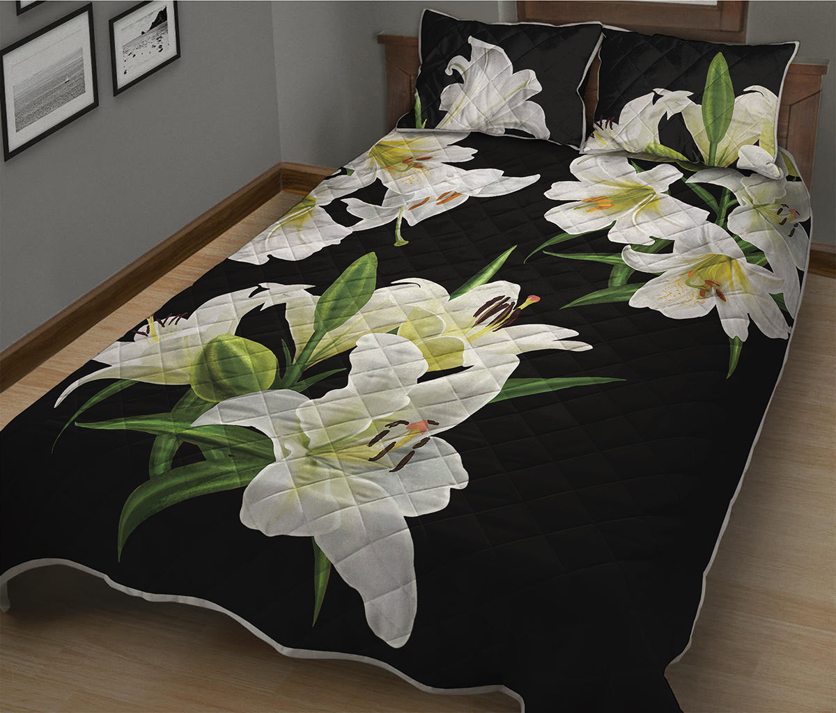 White Lily Print Quilt Bed Set