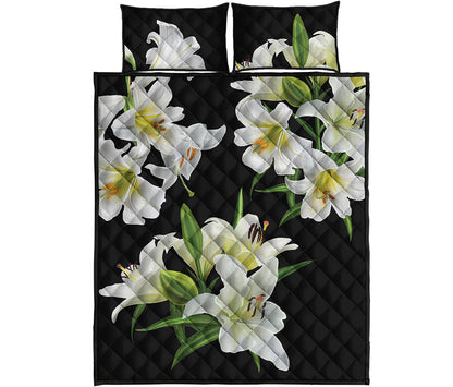 White Lily Print Quilt Bed Set