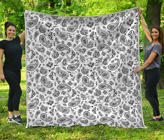 White Paisley Bandana Pattern Print Quilt