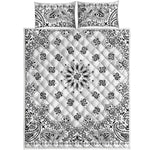 White Paisley Bandana Print Quilt Bed Set