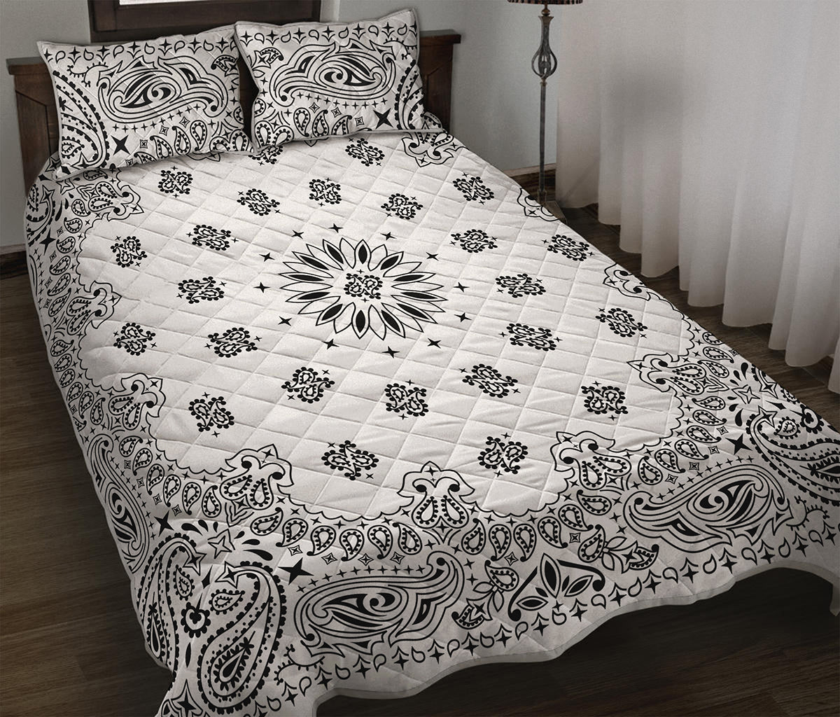 White Paisley Bandana Print Quilt Bed Set