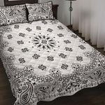 White Paisley Bandana Print Quilt Bed Set