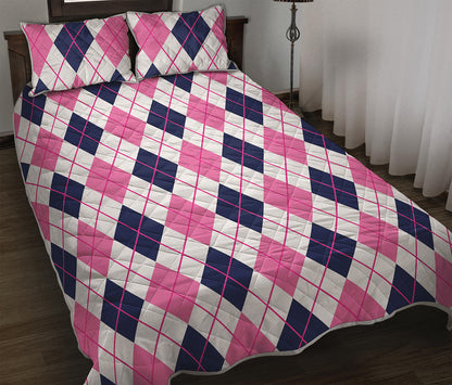 White Pink And Blue Argyle Pattern Print Quilt Bed Set
