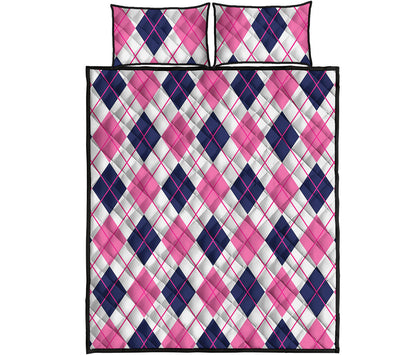 White Pink And Blue Argyle Pattern Print Quilt Bed Set
