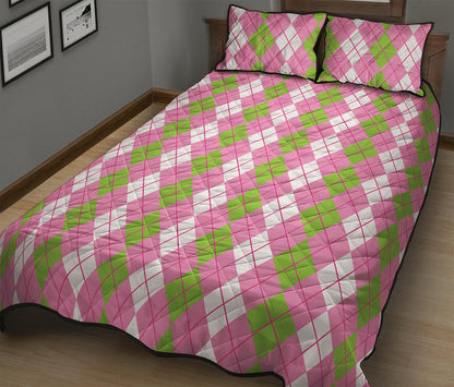 White Pink And Green Argyle Print Quilt Bed Set