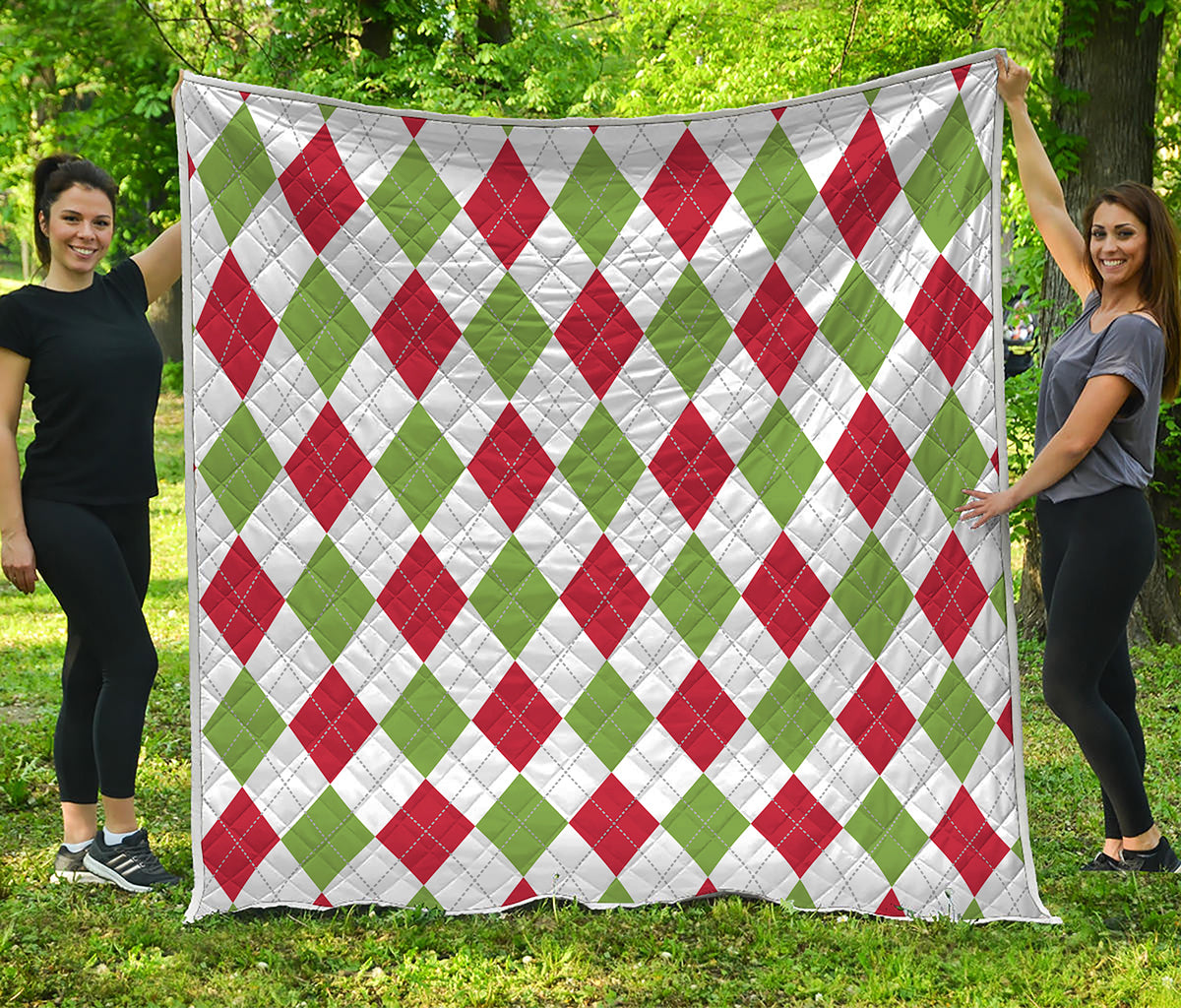 White Red And Green Argyle Pattern Print Quilt