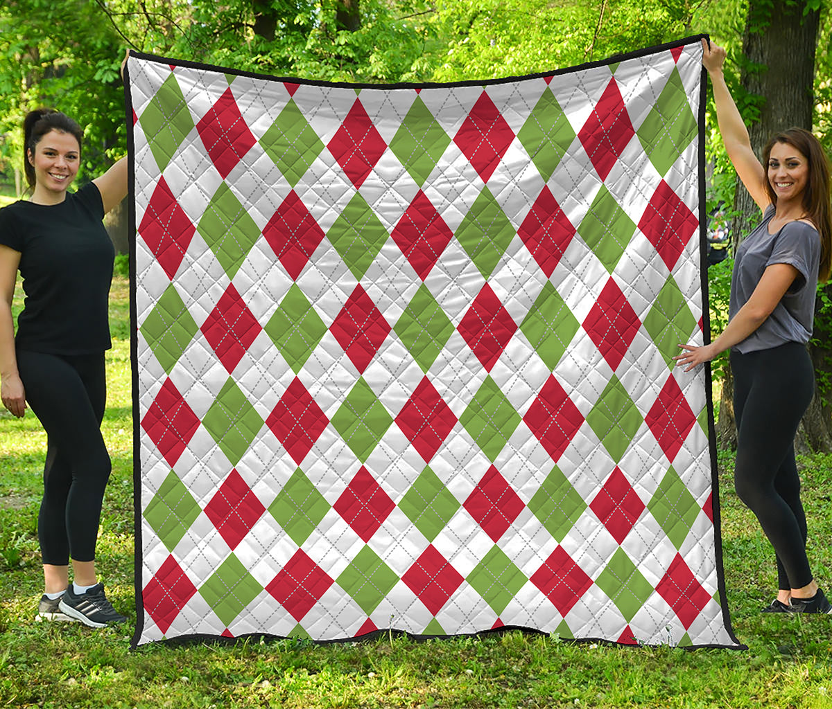 White Red And Green Argyle Pattern Print Quilt