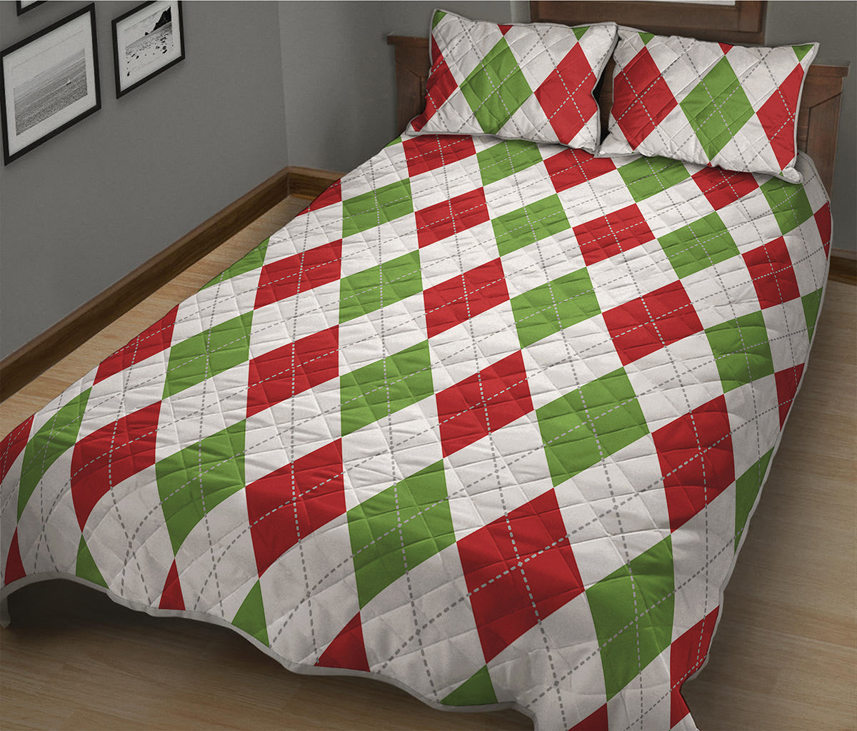 White Red And Green Argyle Pattern Print Quilt Bed Set