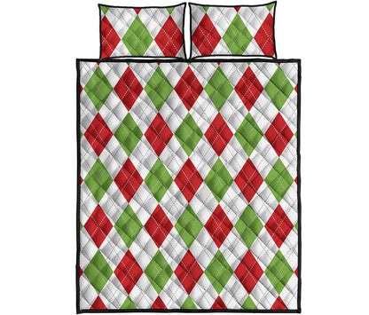 White Red And Green Argyle Pattern Print Quilt Bed Set