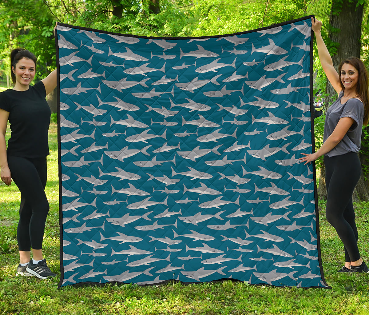 White Shark Pattern Print Quilt