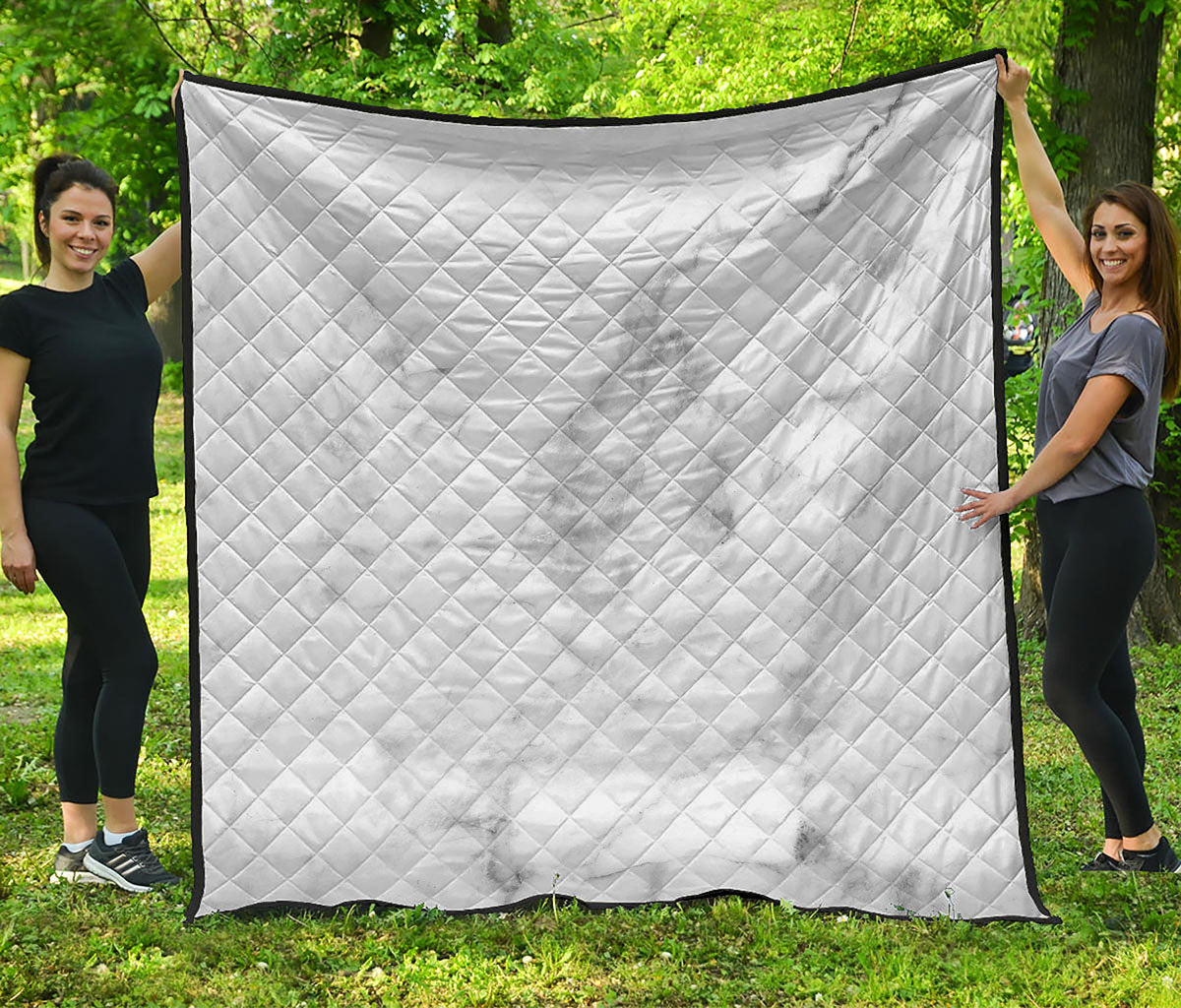 White Smoke Marble Print Quilt