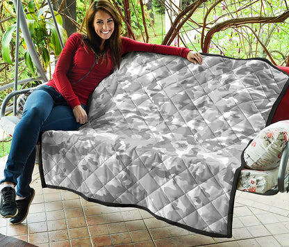White Snow Camouflage Print Quilt