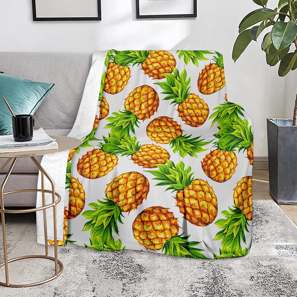 White Summer Pineapple Pattern Print Blanket