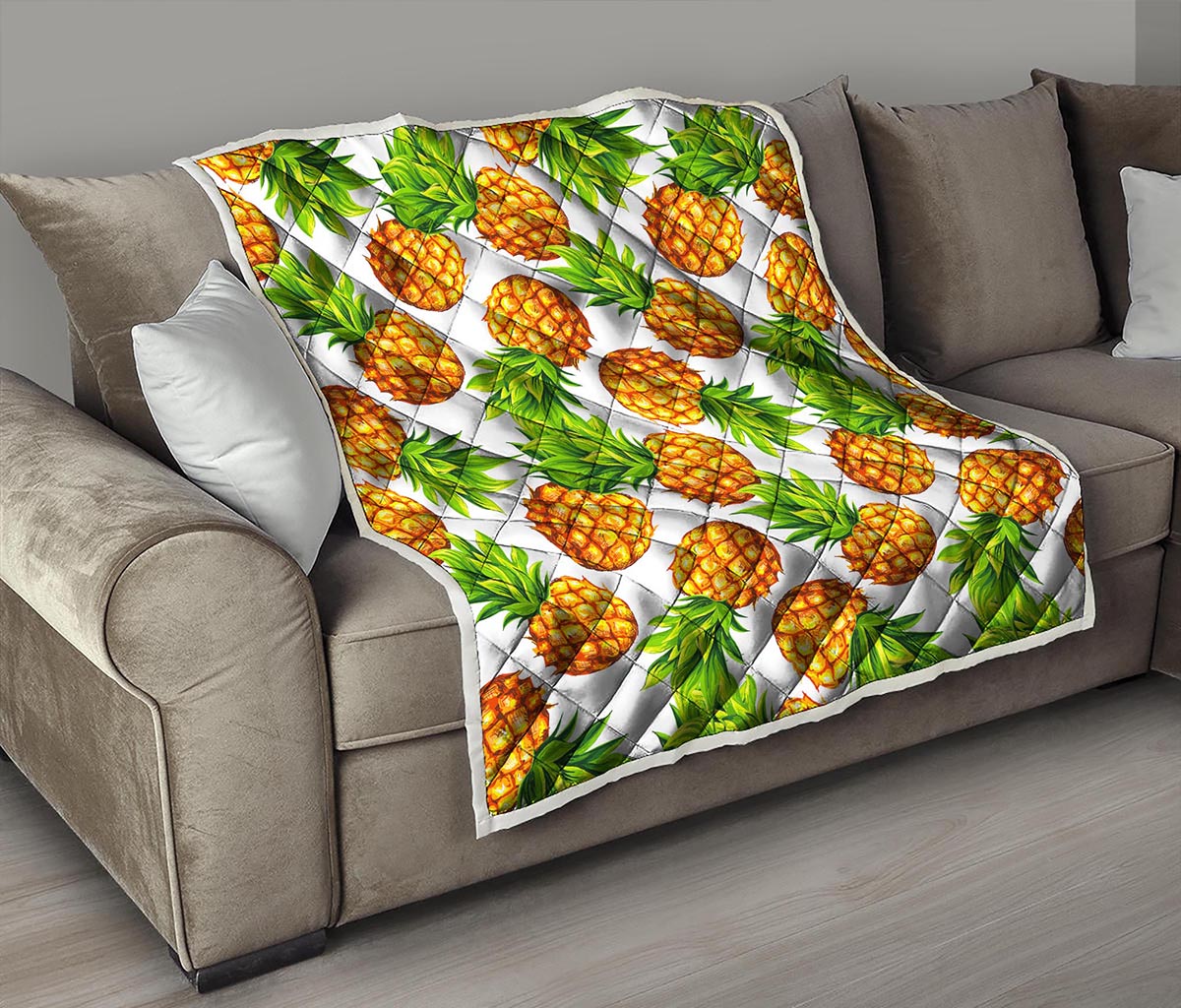 White Summer Pineapple Pattern Print Quilt