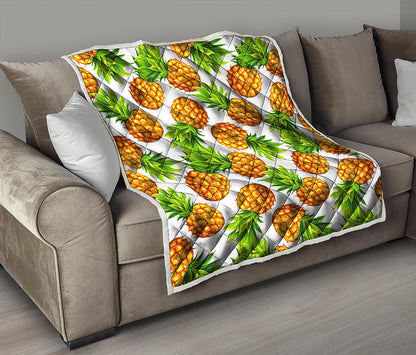 White Summer Pineapple Pattern Print Quilt