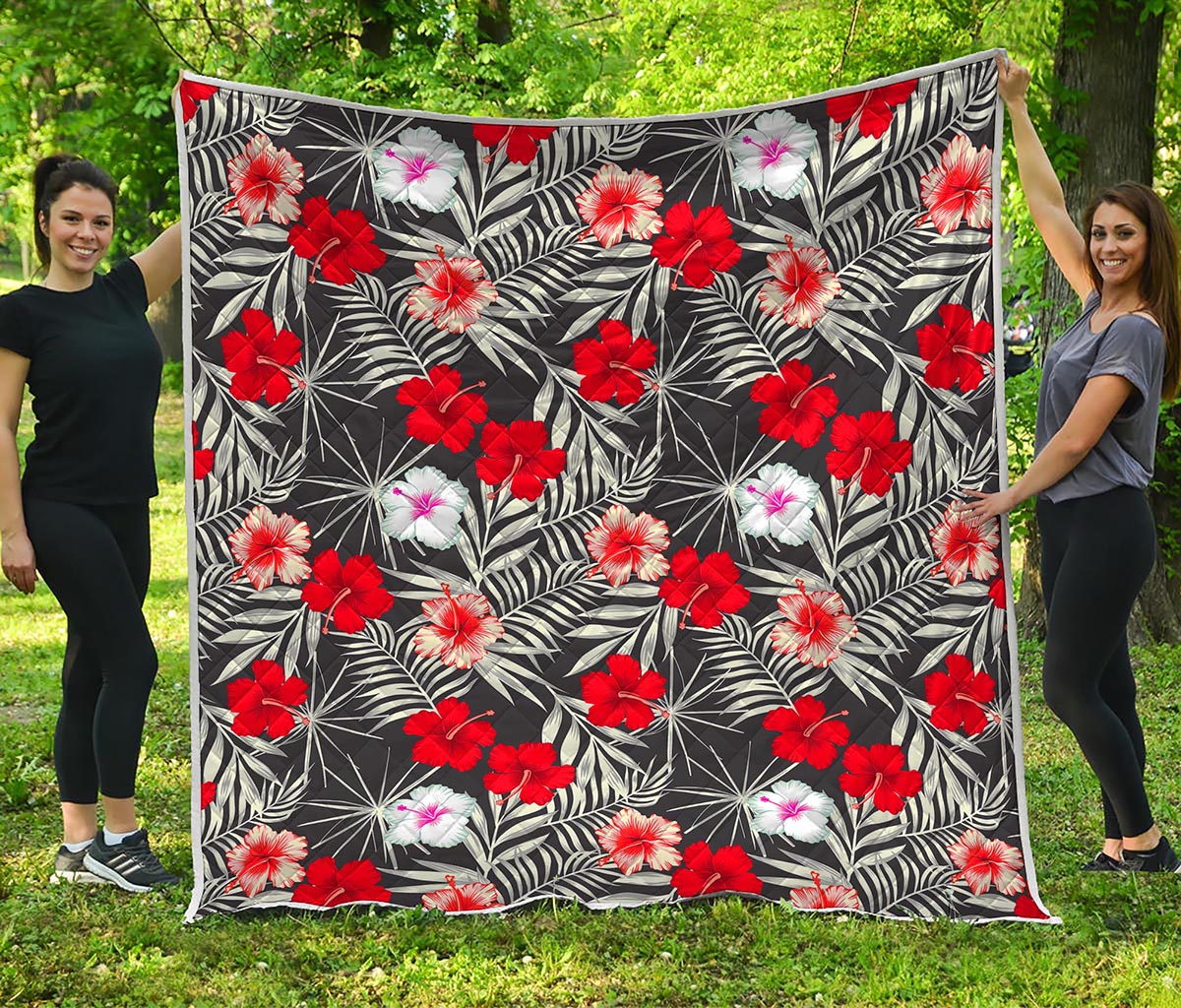 White Tropical Hibiscus Pattern Print Quilt