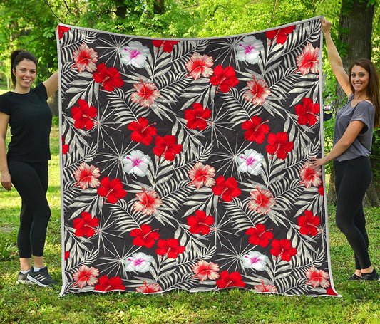White Tropical Hibiscus Pattern Print Quilt