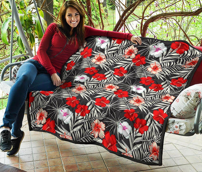 White Tropical Hibiscus Pattern Print Quilt