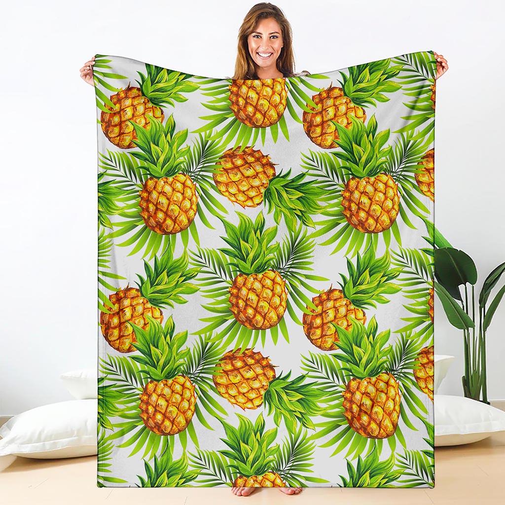 White Tropical Pineapple Pattern Print Blanket