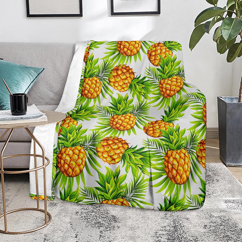 White Tropical Pineapple Pattern Print Blanket