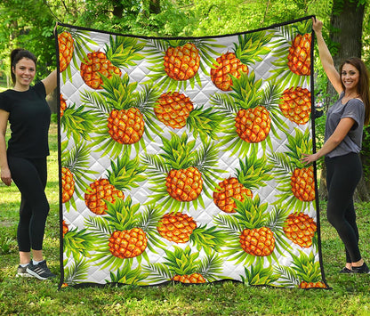 White Tropical Pineapple Pattern Print Quilt