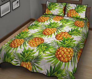 White Tropical Pineapple Pattern Print Quilt Bed Set