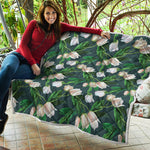 White Tulip Pattern Print Quilt
