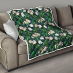 White Tulip Pattern Print Quilt